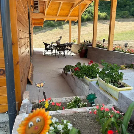 Planinska Kuca Samak