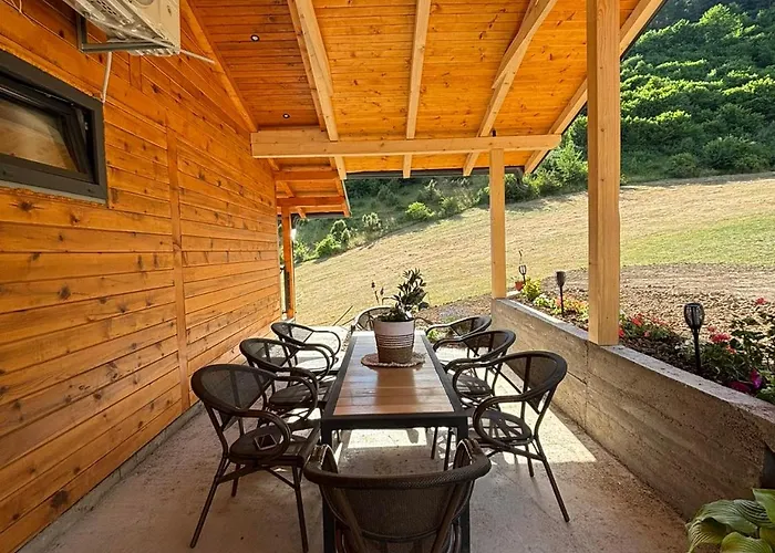 Planinska Kuca Samak Brvnara *